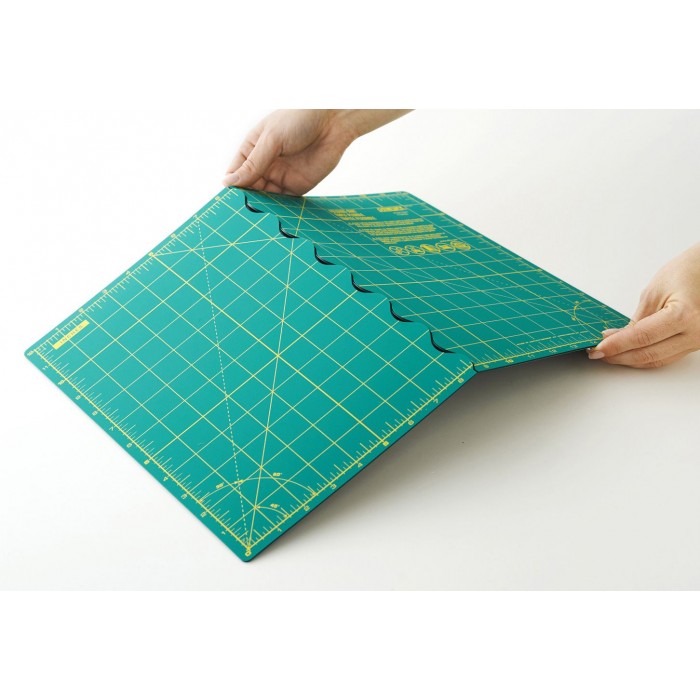 OLFA FCM-17x24 17 x 24 Folding Cutting Mat –