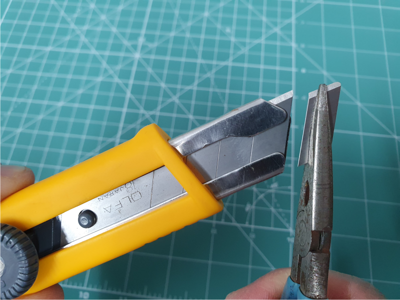 Utility Knife Blades (Pointed Tip)